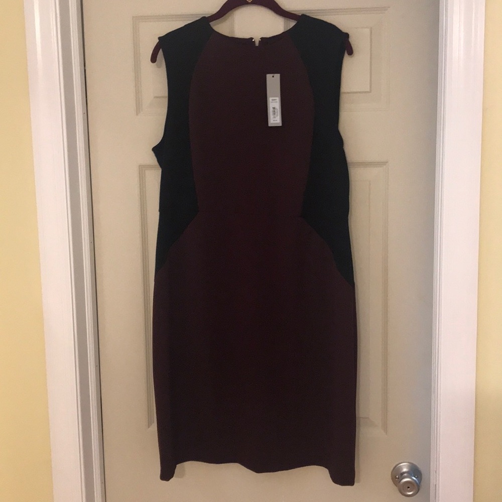 * final price* NWT woman’s dress: purple/ black